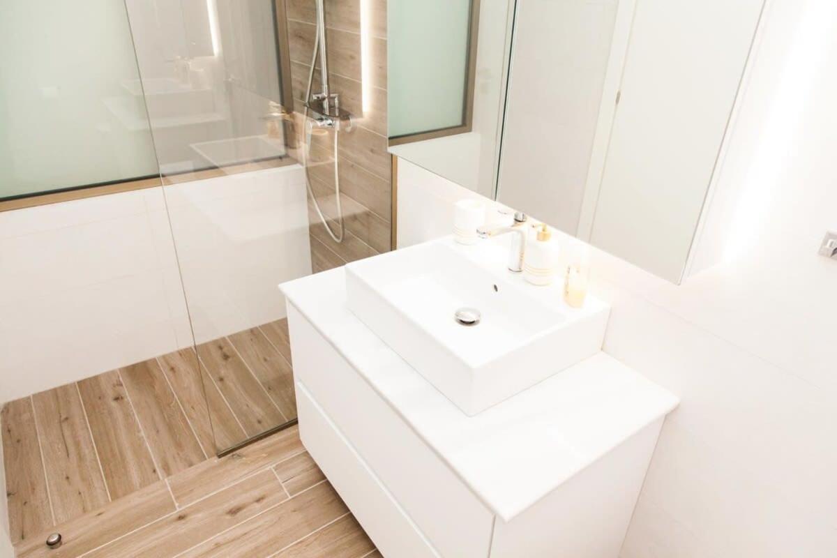 Comfortable 2 Bd Apt Near Sintagma Square Athens Ngoại thất bức ảnh